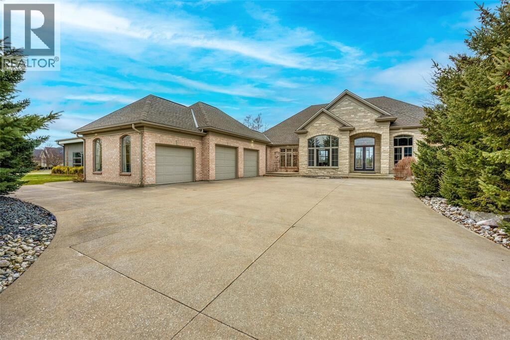 Property Photo:  1671 Modeland Road  ON N7T 7H4 
