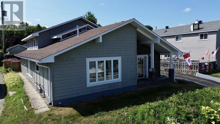 Property Photo:  83 Hutchison Ave  ON P5A 1W7 