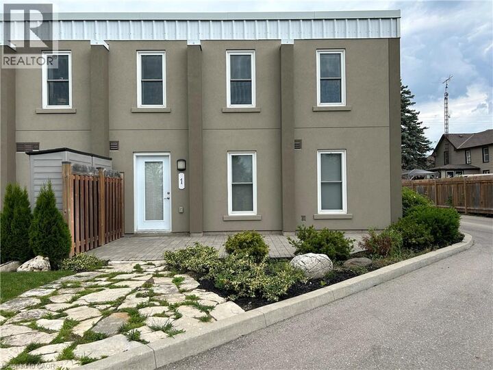 Property Photo:  992 Windham Centre Road 1  ON N0E 2A0 