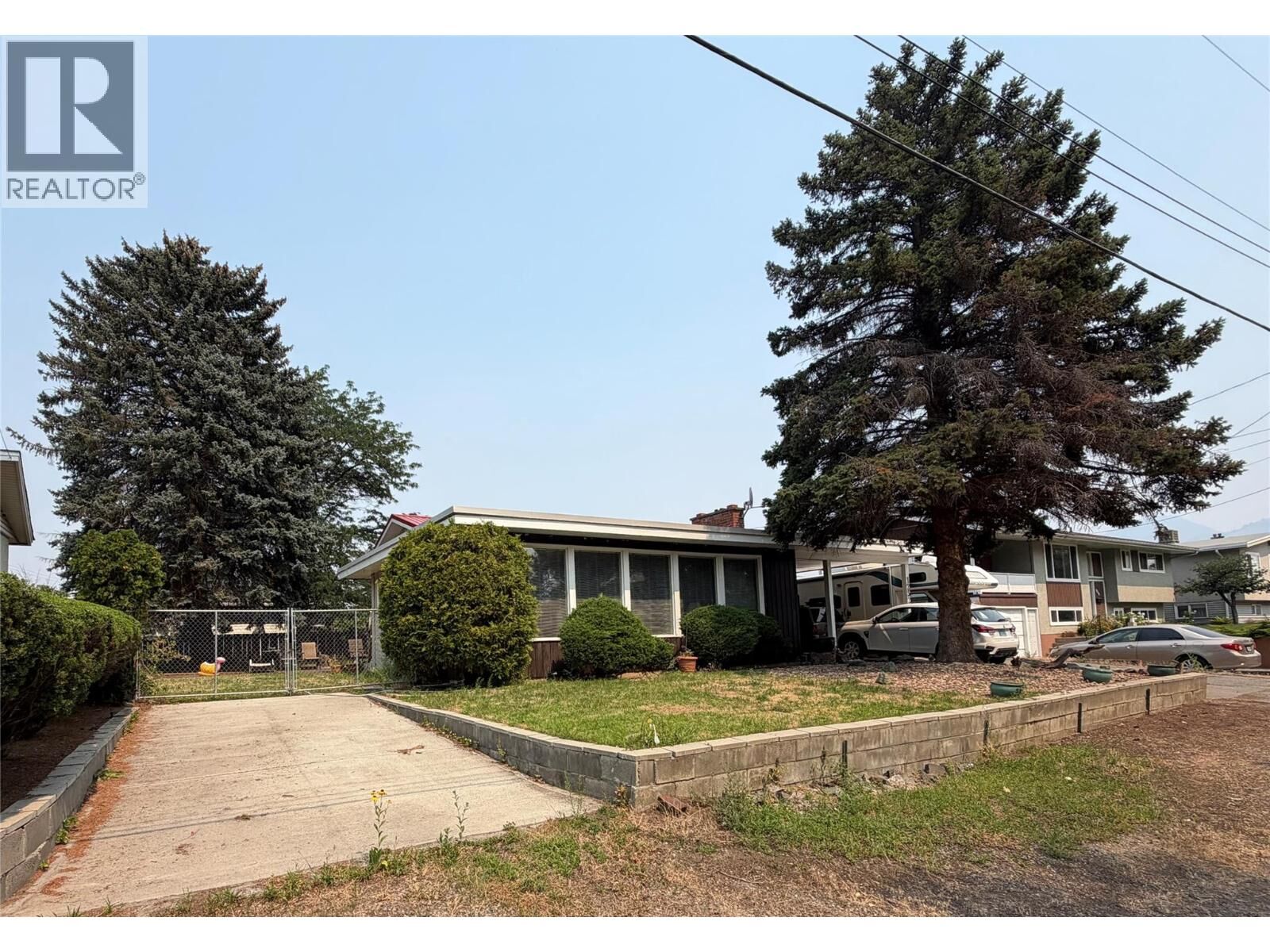 Property Photo: 1252 Kenora Road BC V2B 3X7