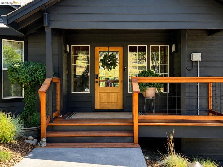 Property Photo: 14535 Lake Vista Drive CA 95370