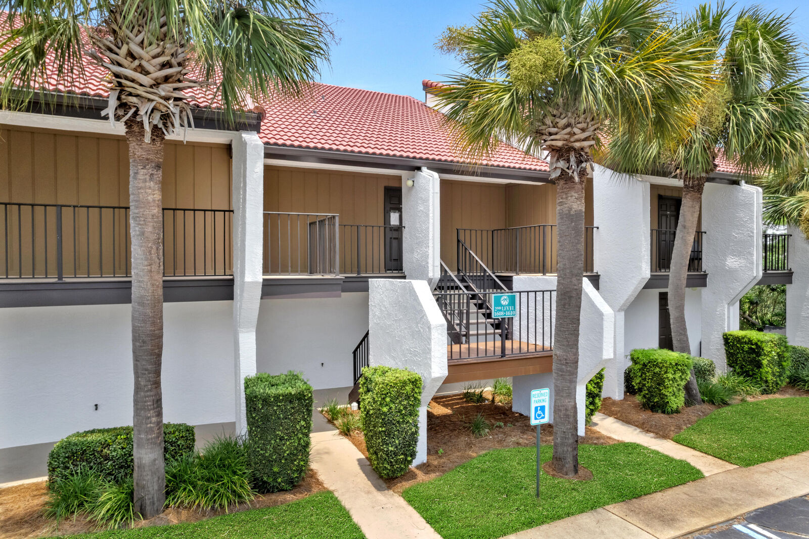 Property Photo: 520 N Richard Jackson Boulevard 1609 FL 32407