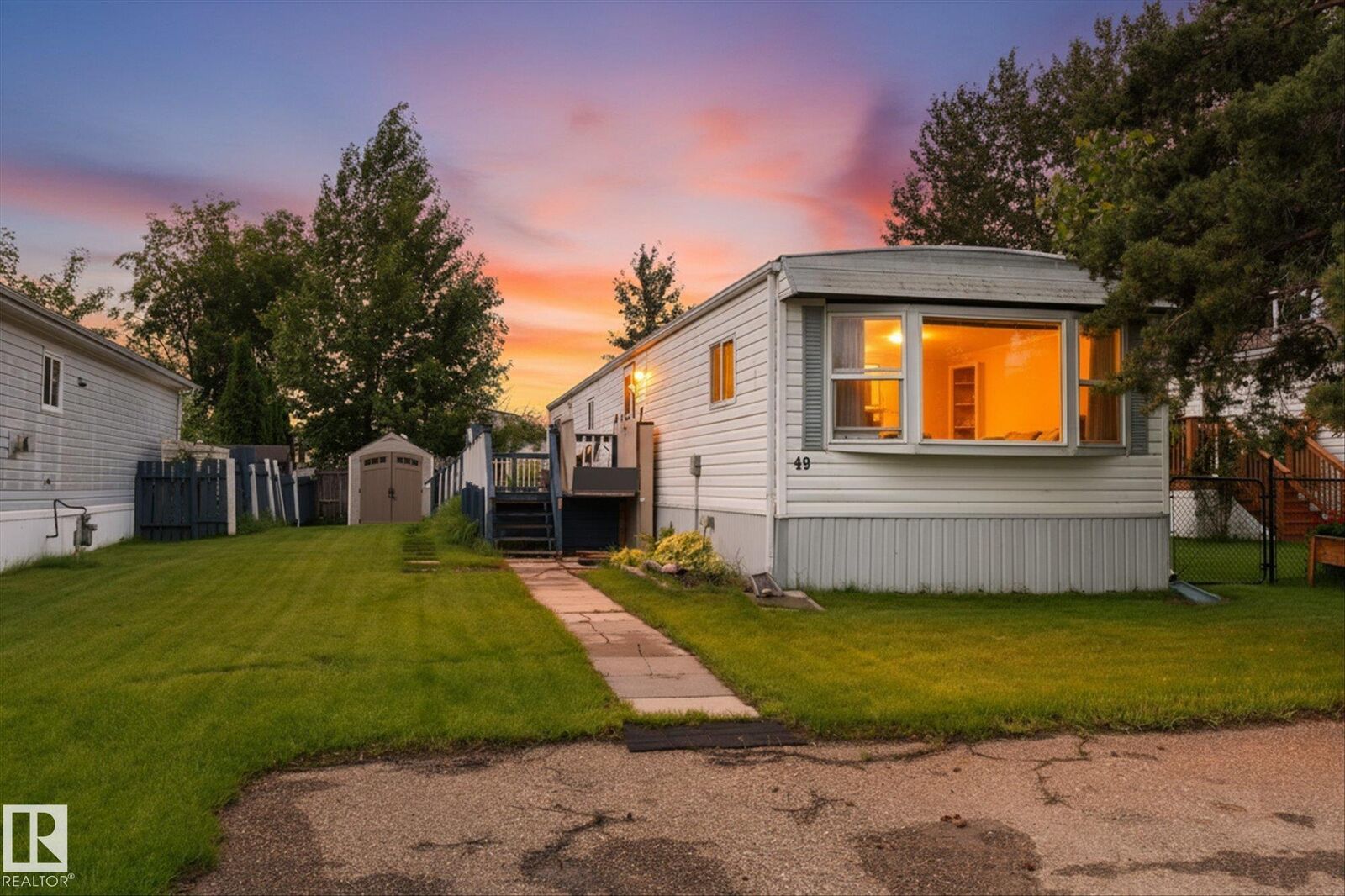 Property Photo: 49 53222 Range Road 272 AB T7X 3N4