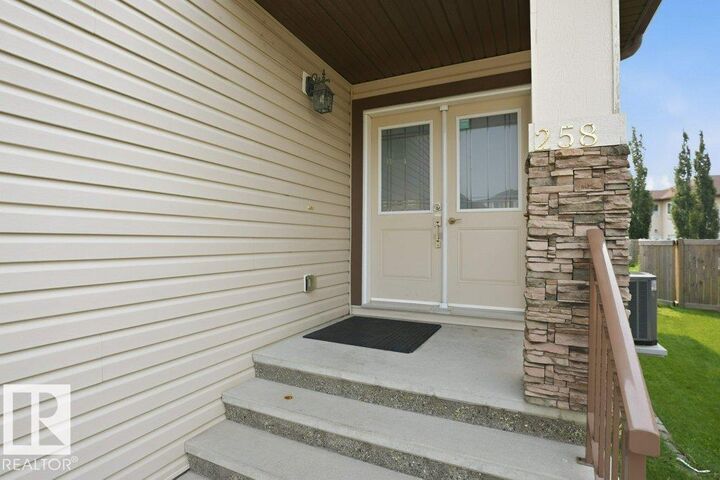 Property Photo: 258 Albany Drive NW AB T6V 0L3