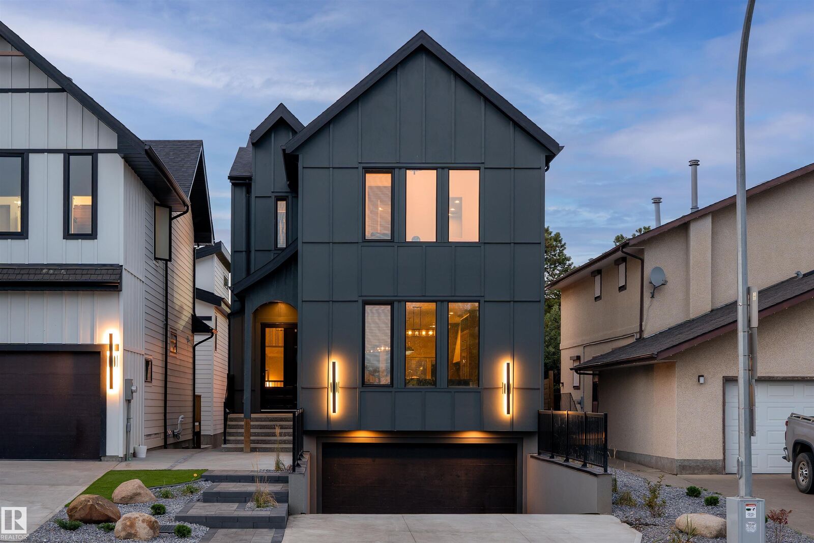 Property Photo: 12304 62 Ave NW AB T6H 1N4