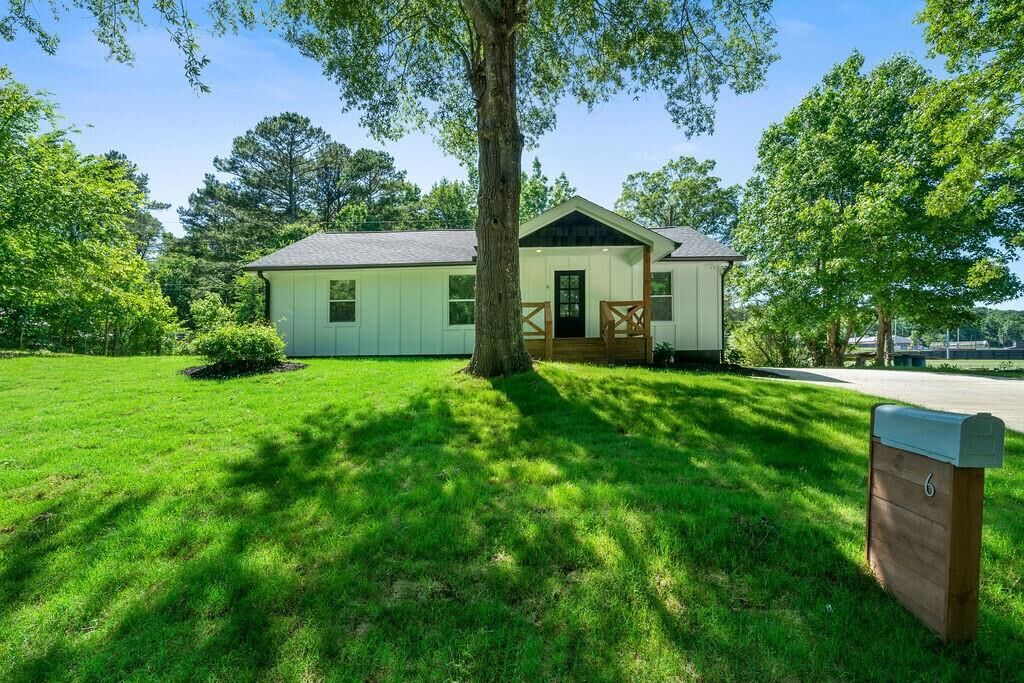 Property Photo:  6 W Point Drive SE  GA 30147 