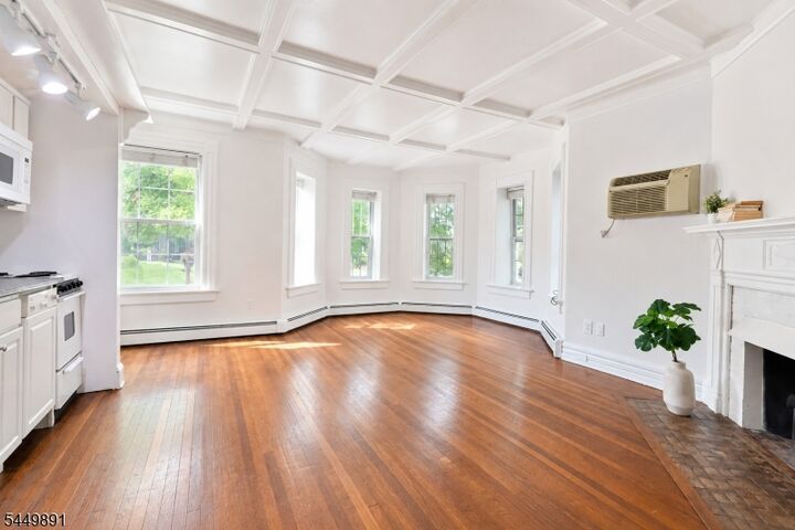 Property Photo: 7 Norwood Ave 1 NJ 07901