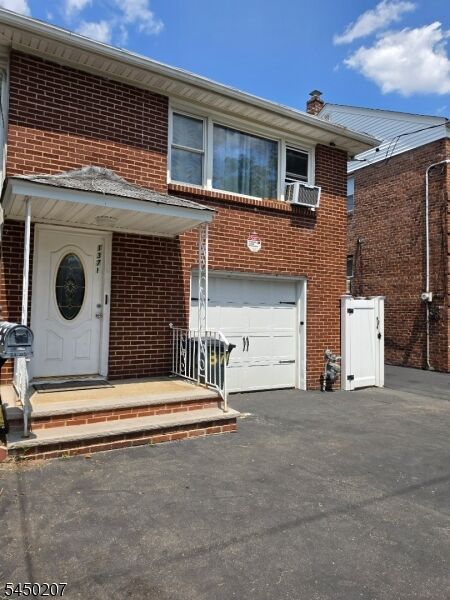 Property Photo:  1371 Hamilton St  NJ 07208 