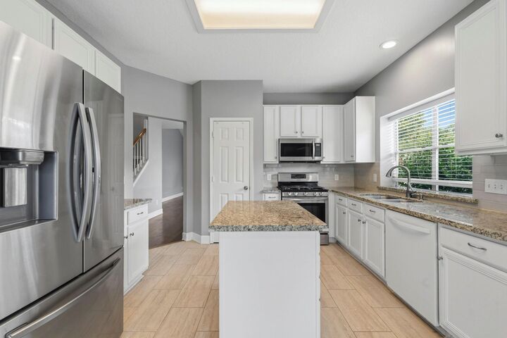 Property Photo:  9327 Restover Lane  TX 77064 