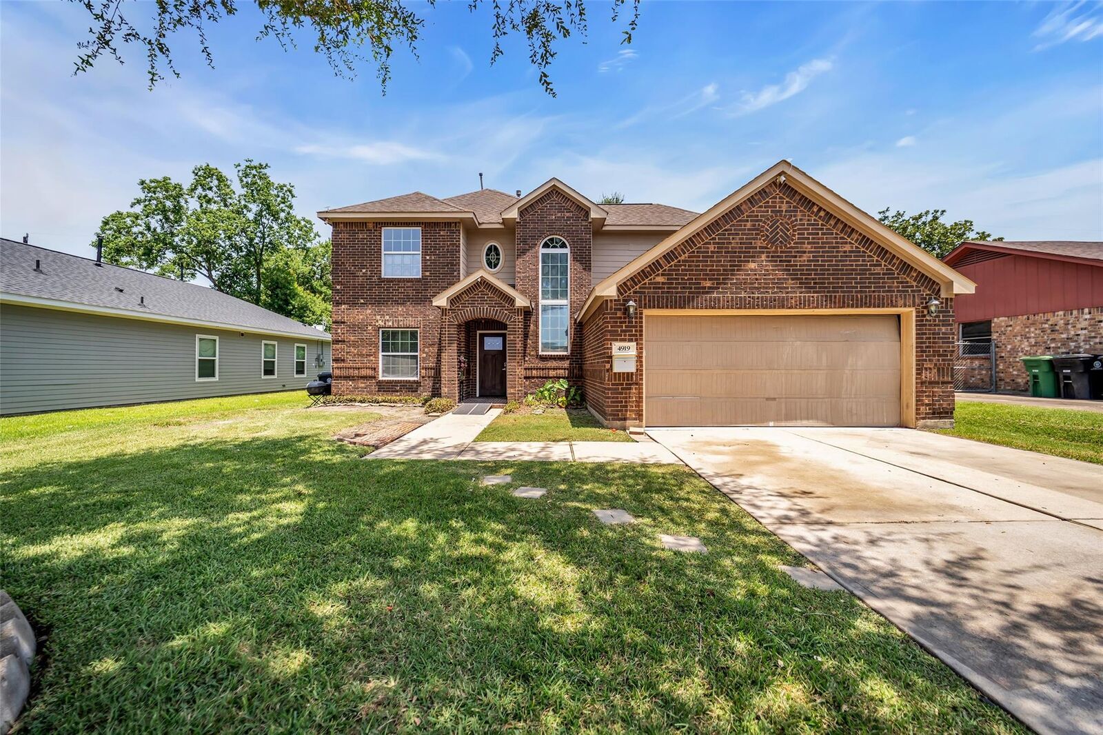 Property Photo:  4919 Mayflower Street  TX 77033 