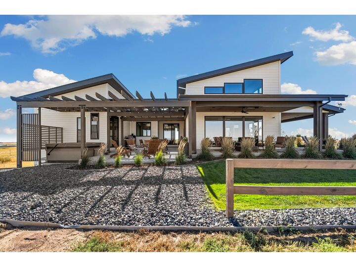 Property Photo: 7505 County Road 100 CO 80549