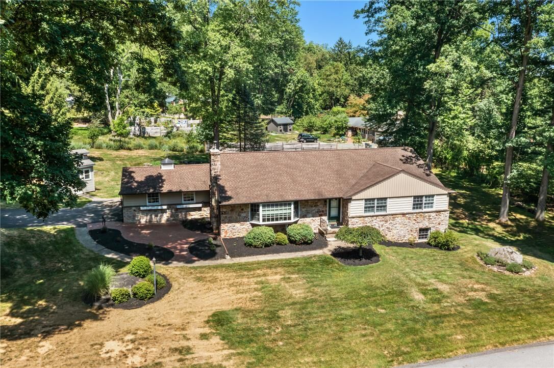 Property Photo:  3598 Laurel Lane  PA 18034 