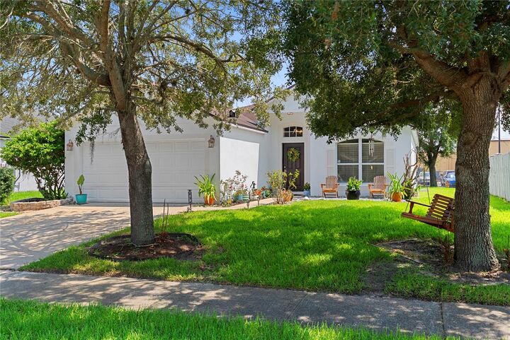 Property Photo: 234 Grand Royal Circle FL 34787