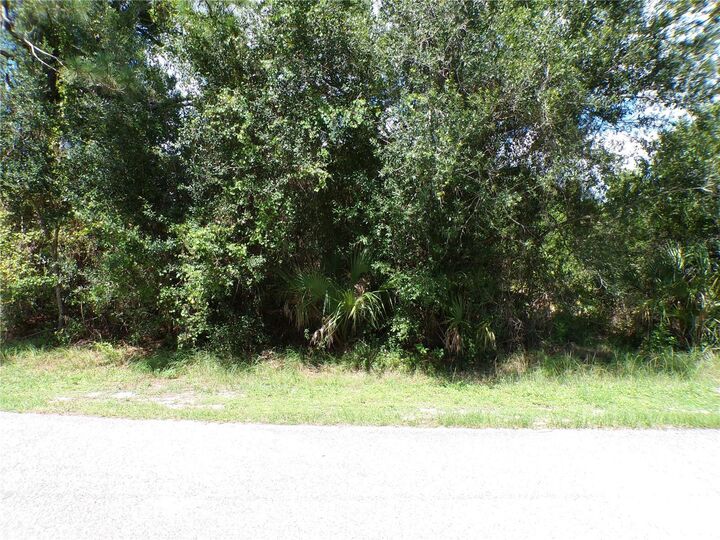 Property Photo:  Embassy Road  FL 34291 