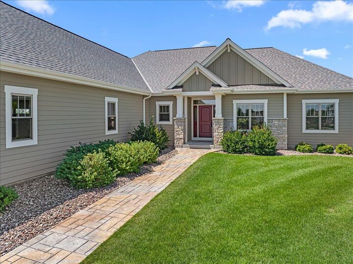 Property Photo: N83w27815 Cress-Brook Ct WI 53029