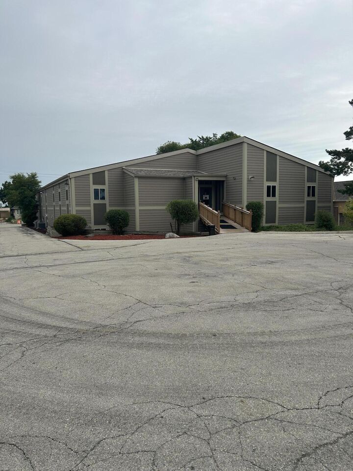 Property Photo:  2741 W Layton Ave  WI 53221 