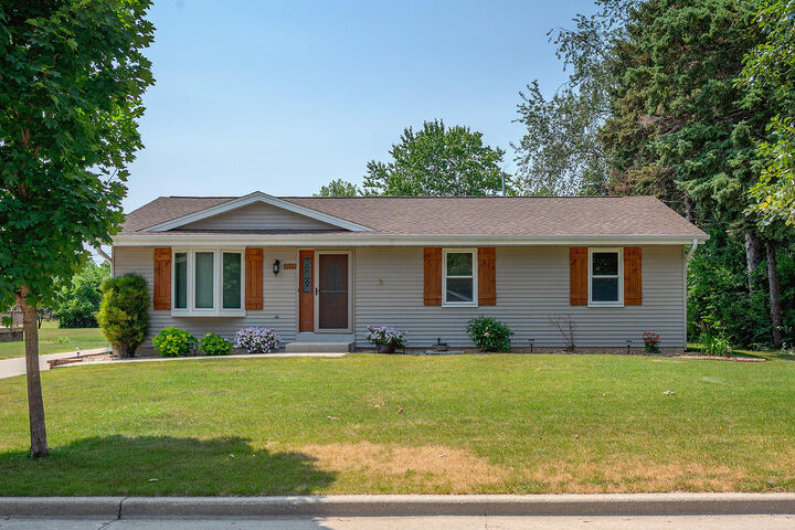 Property Photo:  5859 N 119th St  WI 53225 