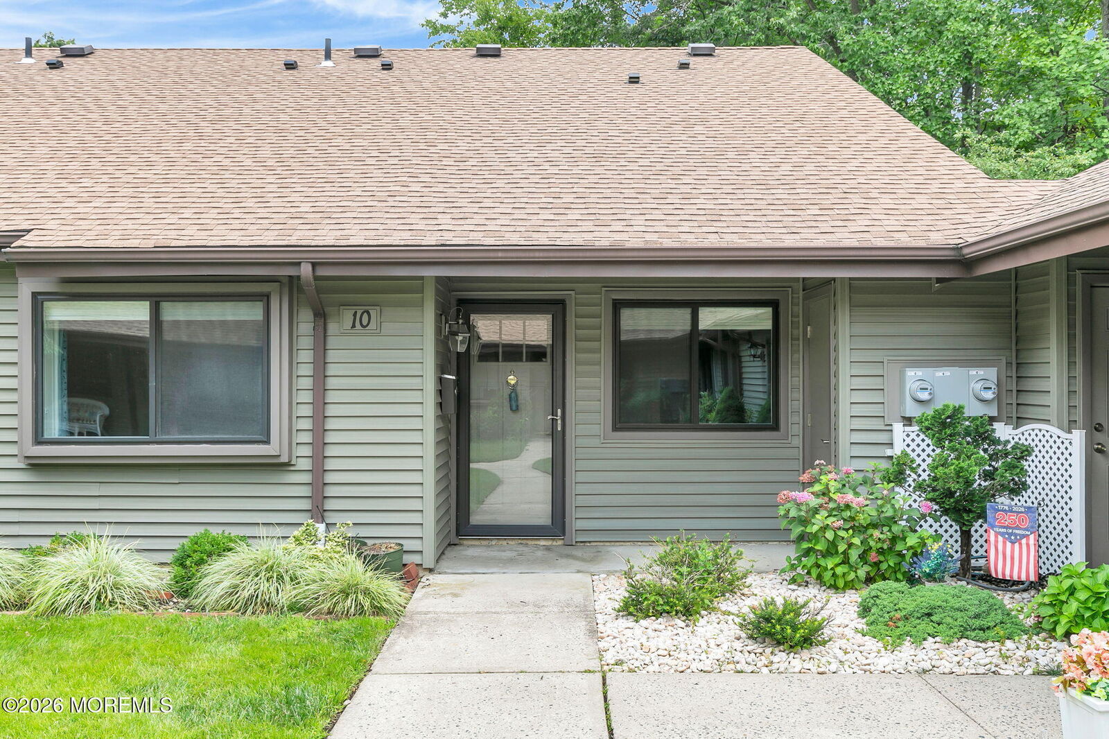 Property Photo:  10 Medford Court  NJ 07701 