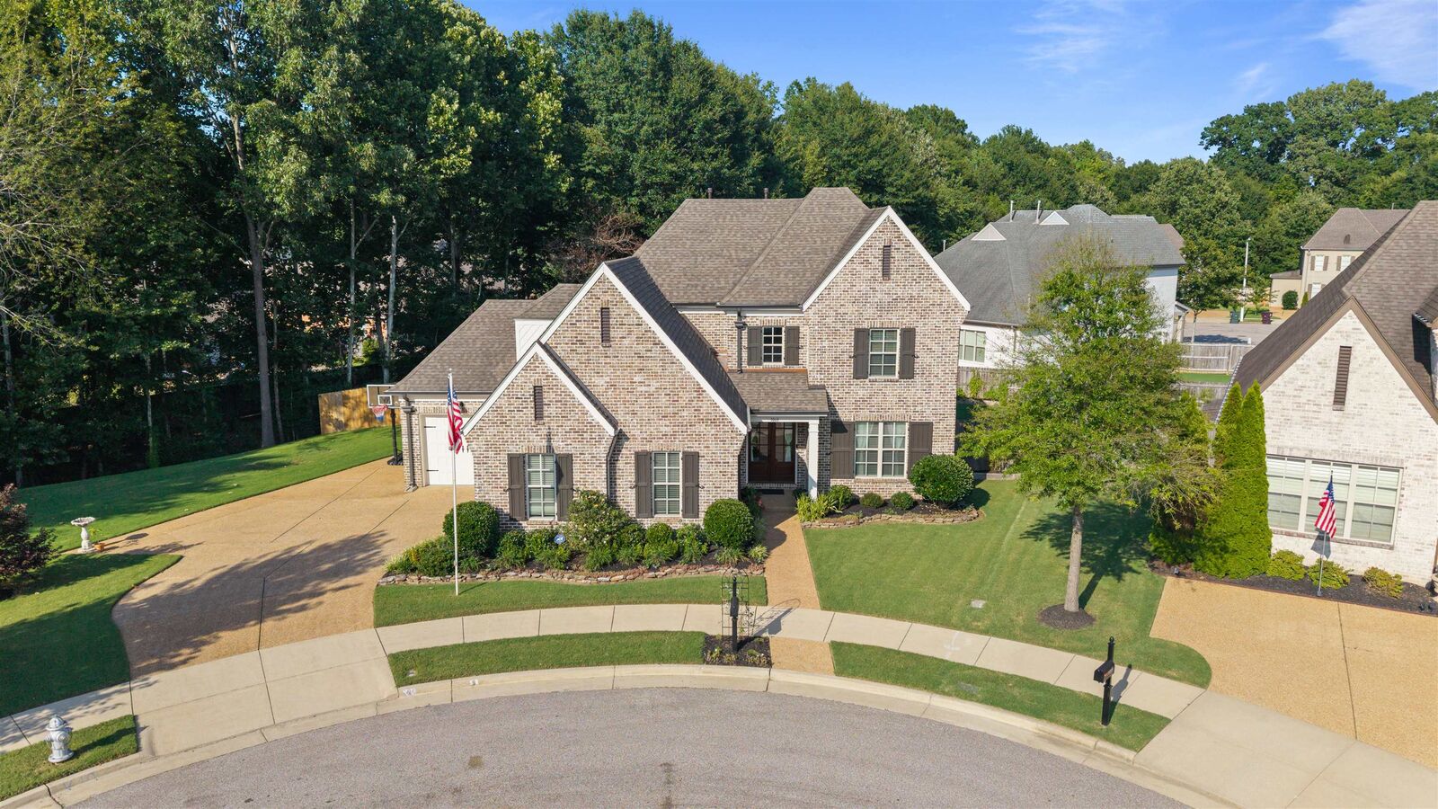 Property Photo:  1060 Tuscarora Cv  TN 38017 