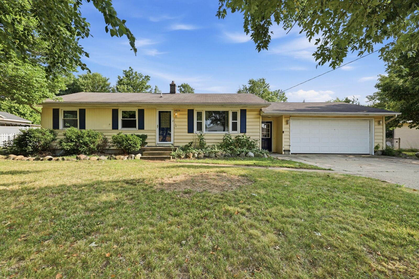 Property Photo: 1870 Richard Street MI 49428