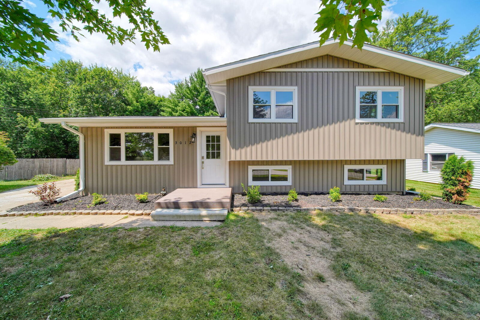 Property Photo:  3012 John Glenn Drive  MI 49201 