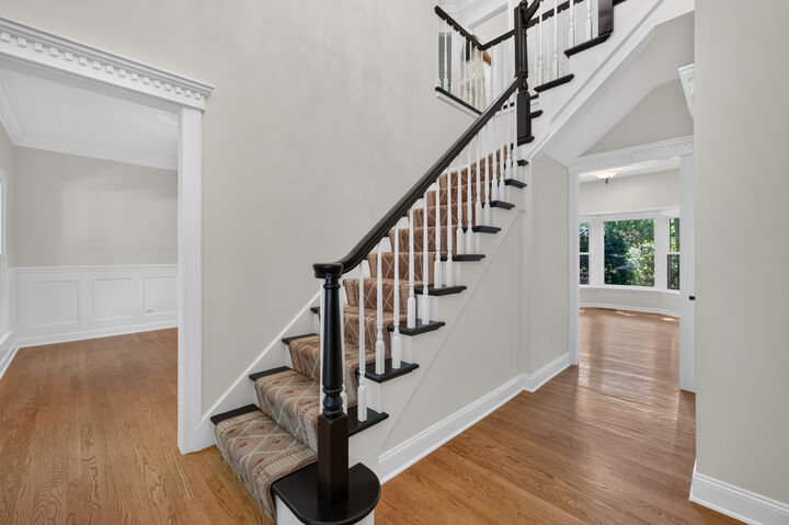 Property Photo: 1315 Hawkins Court IL 60174
