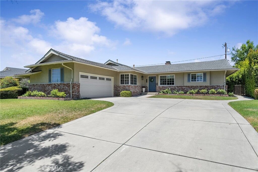 Property Photo: 1163 E Bennett Avenue CA 91741