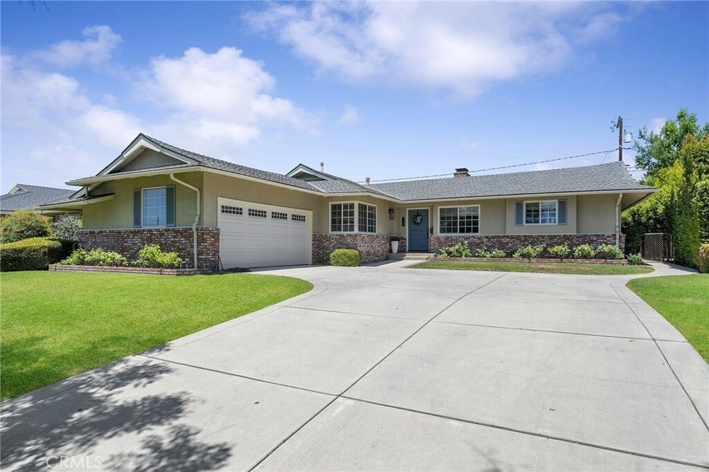 Property Photo: 1163 E Bennett Avenue CA 91741