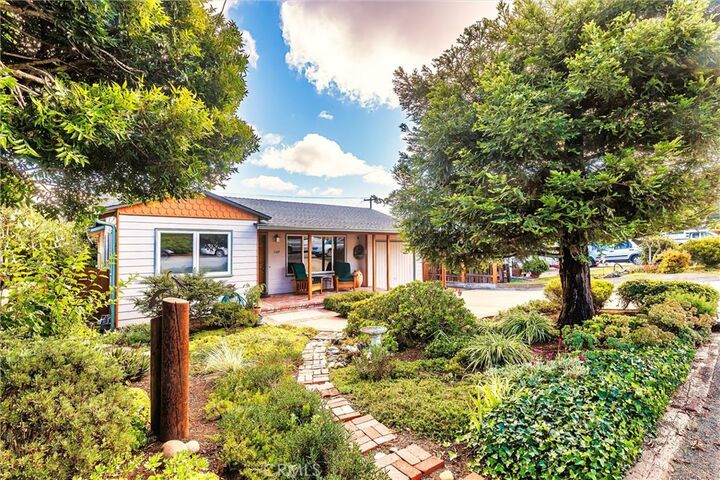 Property Photo:  1107 Balboa St  CA 93442 