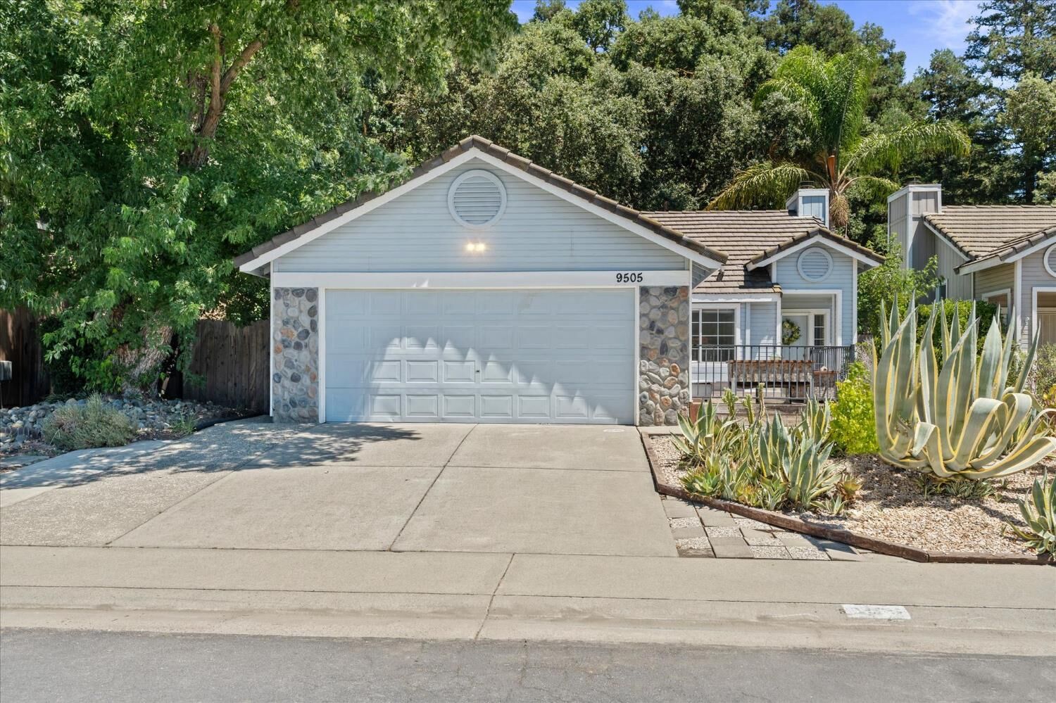 Property Photo:  9505 Big Timber Drive  CA 95758 