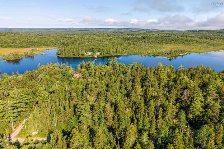 Property Photo:  Middle Lake Road S  NS B0N 2T0 