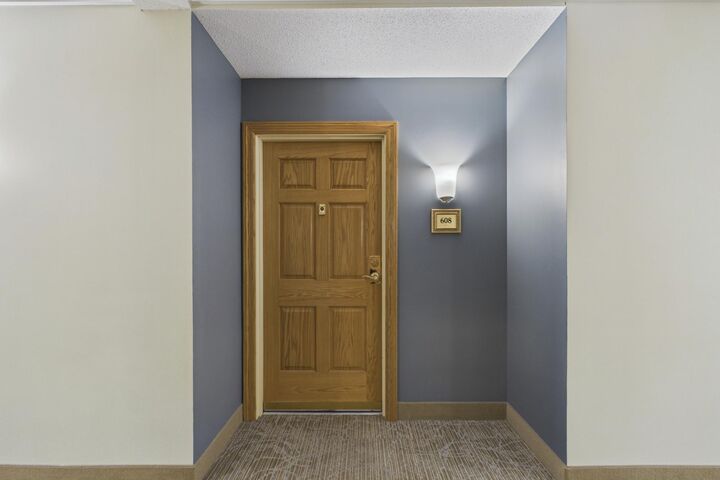 Property Photo:  6600 Lyndale Avenue S 608  MN 55423 