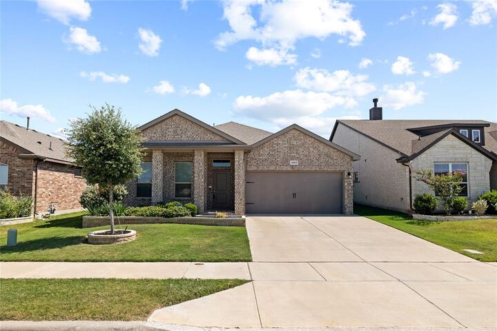 Property Photo:  1957 Bellatrix Drive  TX 76052 