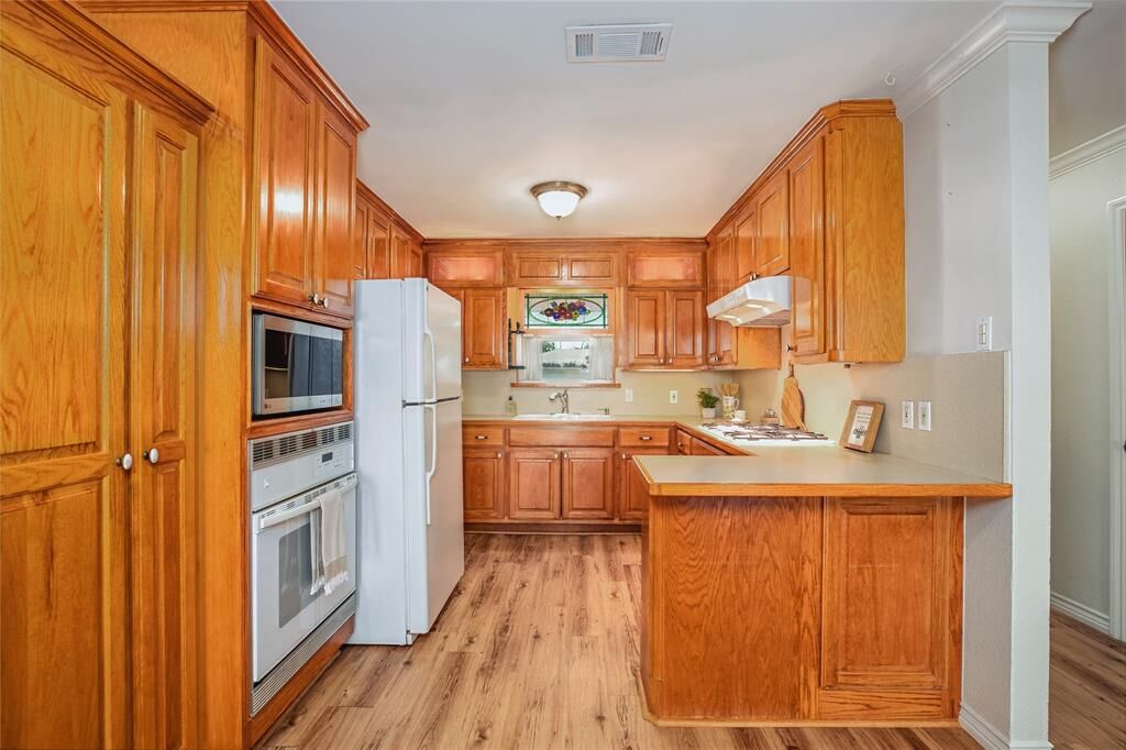 Property Photo:  6229 Maurie Drive  TX 76148 
