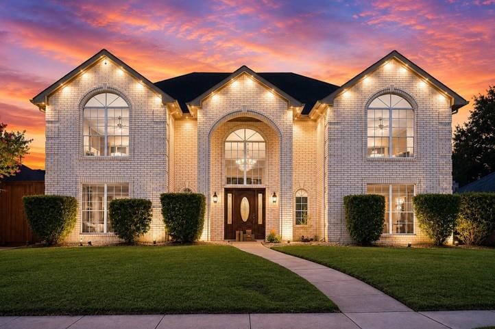 Property Photo: 2141 Teal Court TX 75077