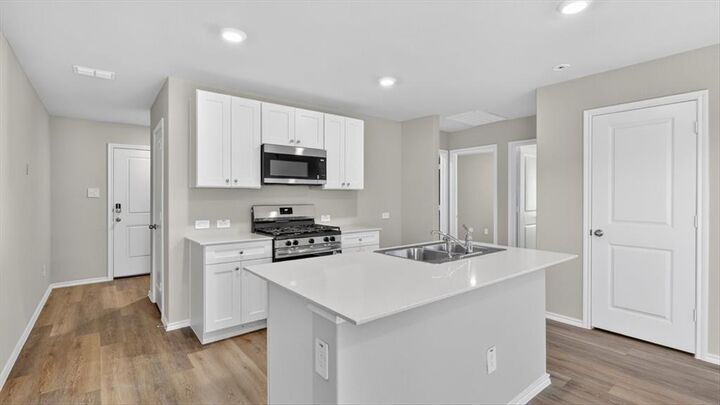 Property Photo: 5536 Corduroy Road TX 76249