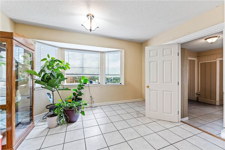 Property Photo:  1704 S 22nd Street  AR 72758 