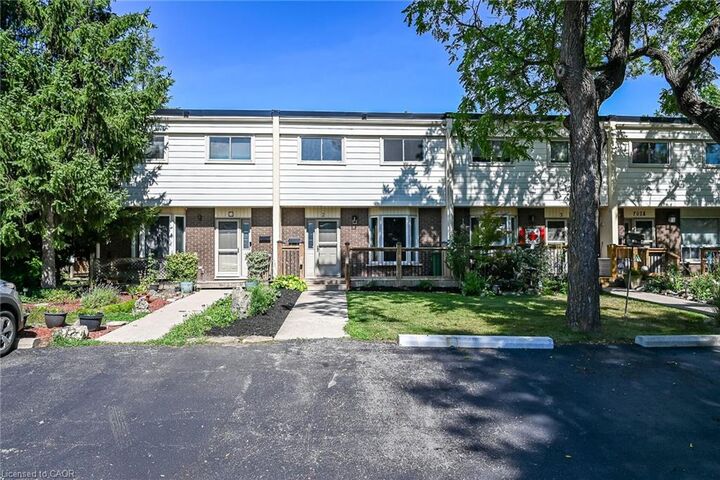 Property Photo:  199 York Road 2  ON L9H 1M9 