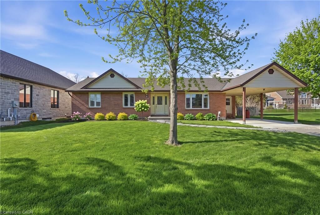 Property Photo: 133 New Lakeshore Road ON N0A 1N3