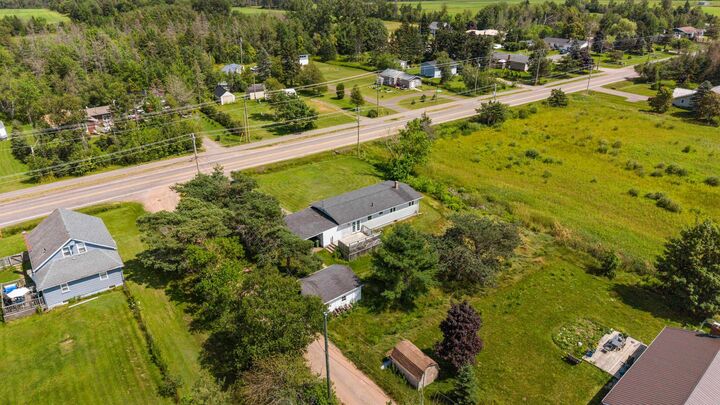 Property Photo:  615 Brackley Point Road  PE C1E 1E3 