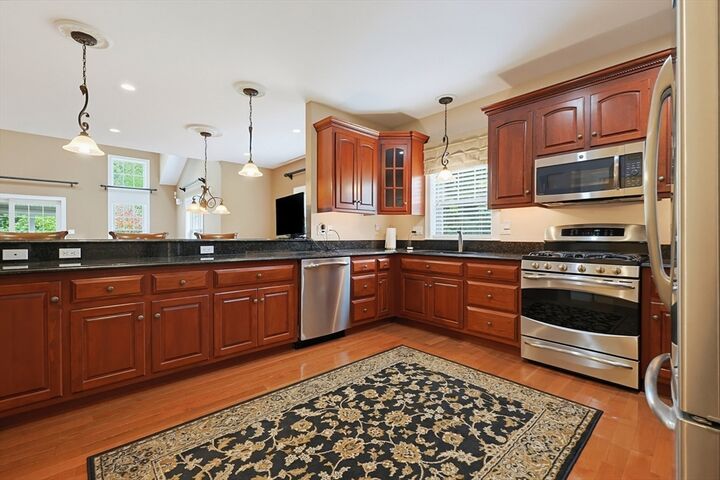 Property Photo:  7 Walden Way 7  MA 01757 