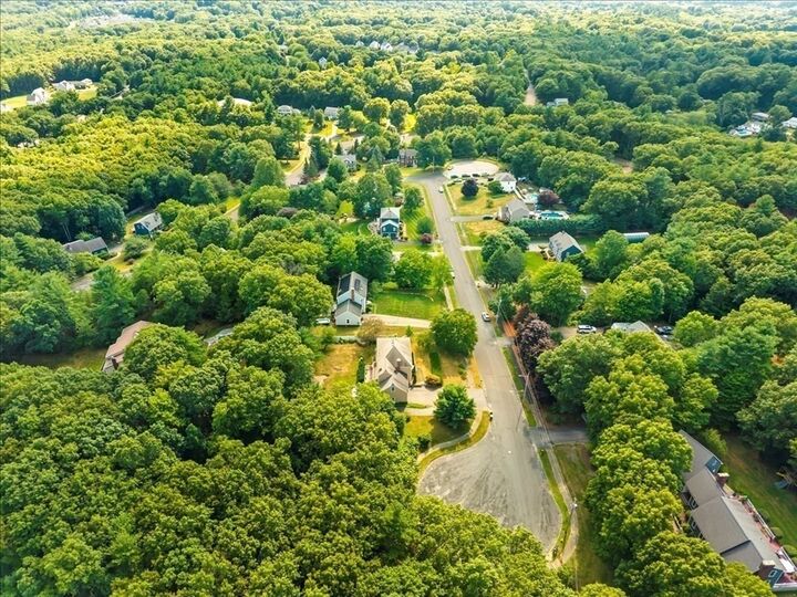 Property Photo: 9 Fort Apache Dr MA 02038