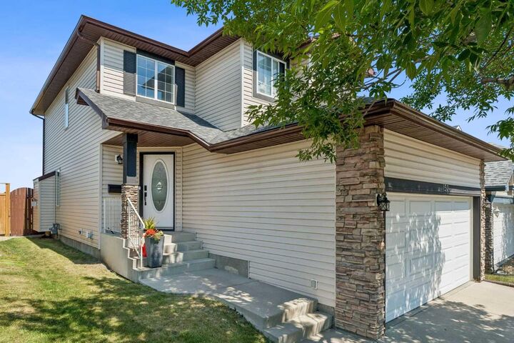 Property Photo: 150 Hidden Hills Terrace NW AB T3A 6E3