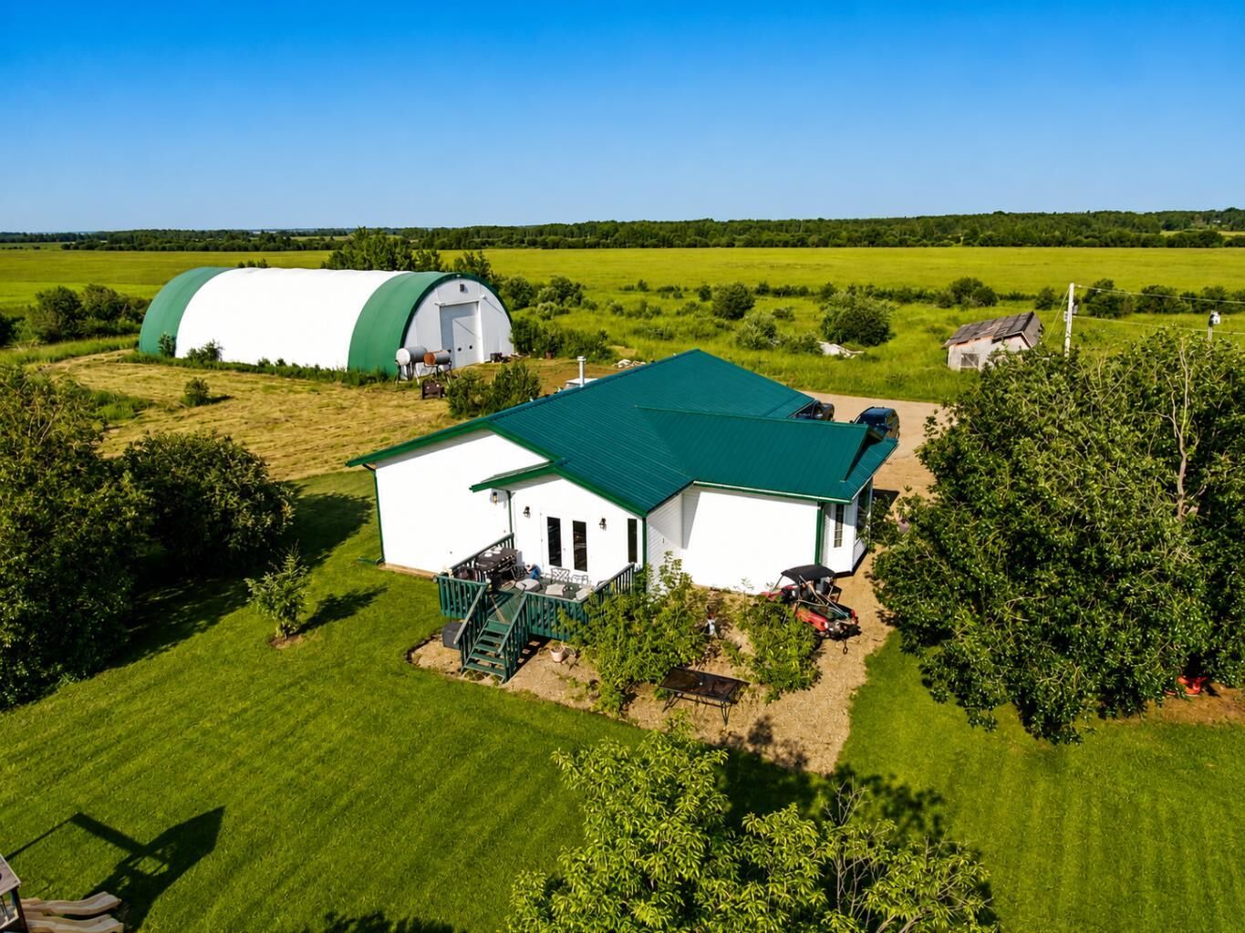 Property Photo: 740 Township 74001 AB T0G 1E0