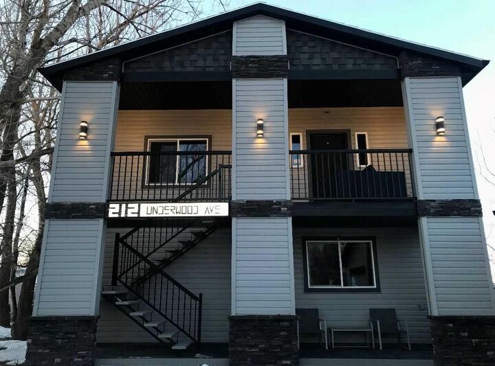 Property Photo: 212 Underwood Avenue AB T0K 0T0
