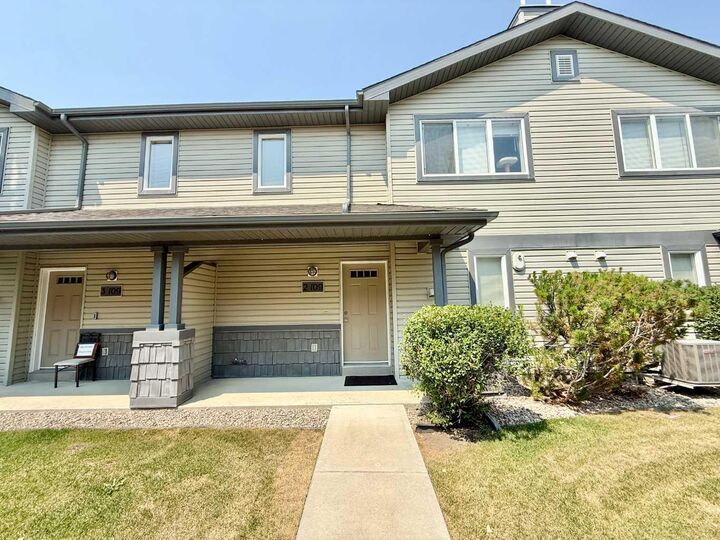 Property Photo:  109 Silkstone Road W 2  AB T1J 3A8 