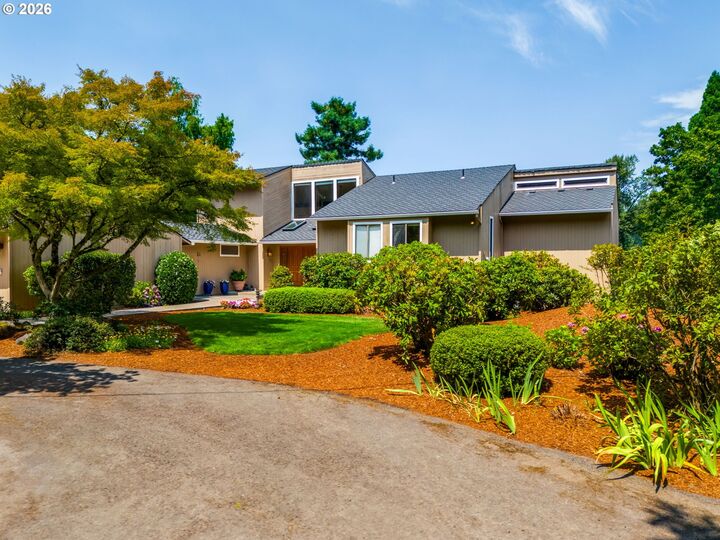 Property Photo:  15995 NE Eilers Rd  OR 97002 