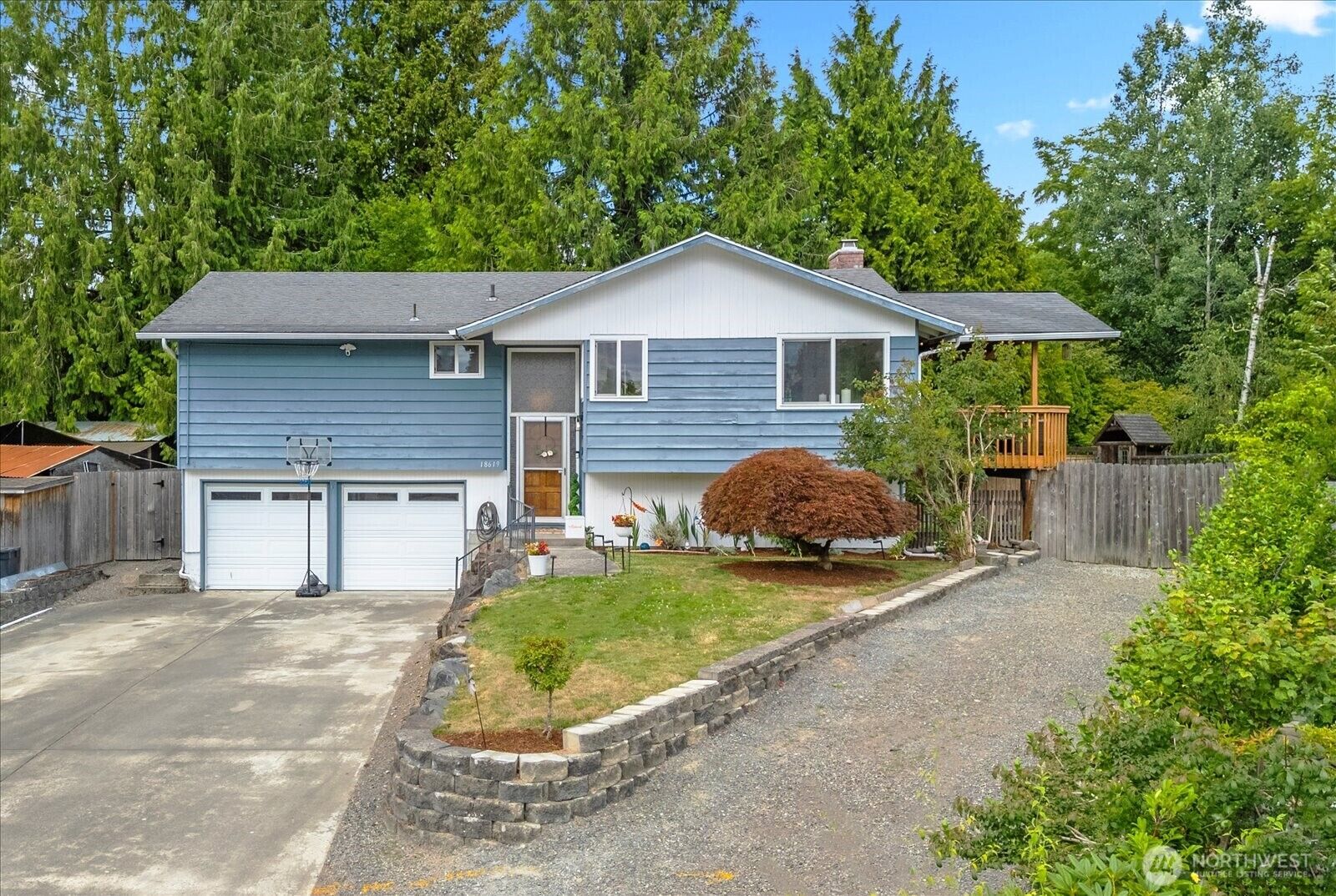 Property Photo:  18619  42nd Place W  WA 98037 