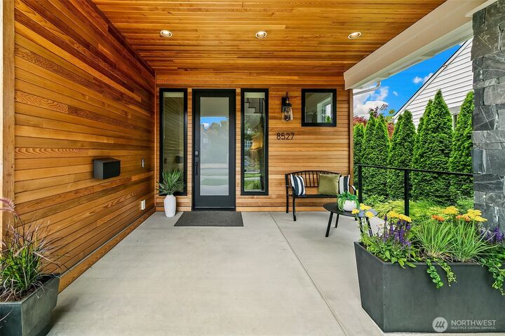 Property Photo:  8527  Latona Avenue NE  WA 98115 