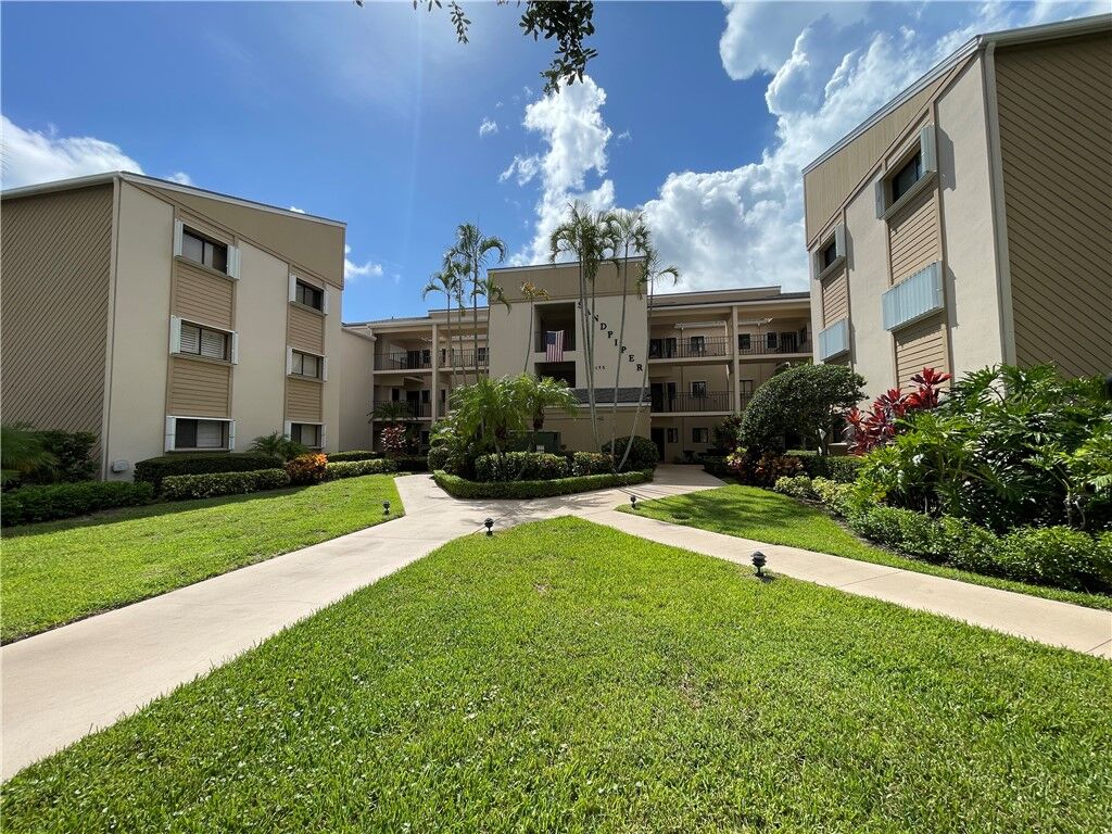 Property Photo:  6175 S Mirror Lake Drive 207  FL 32958 